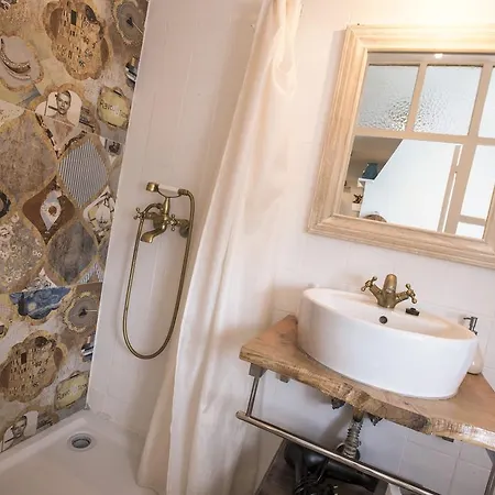 Portuguese Living Castelo Vintage Daire Lisboa